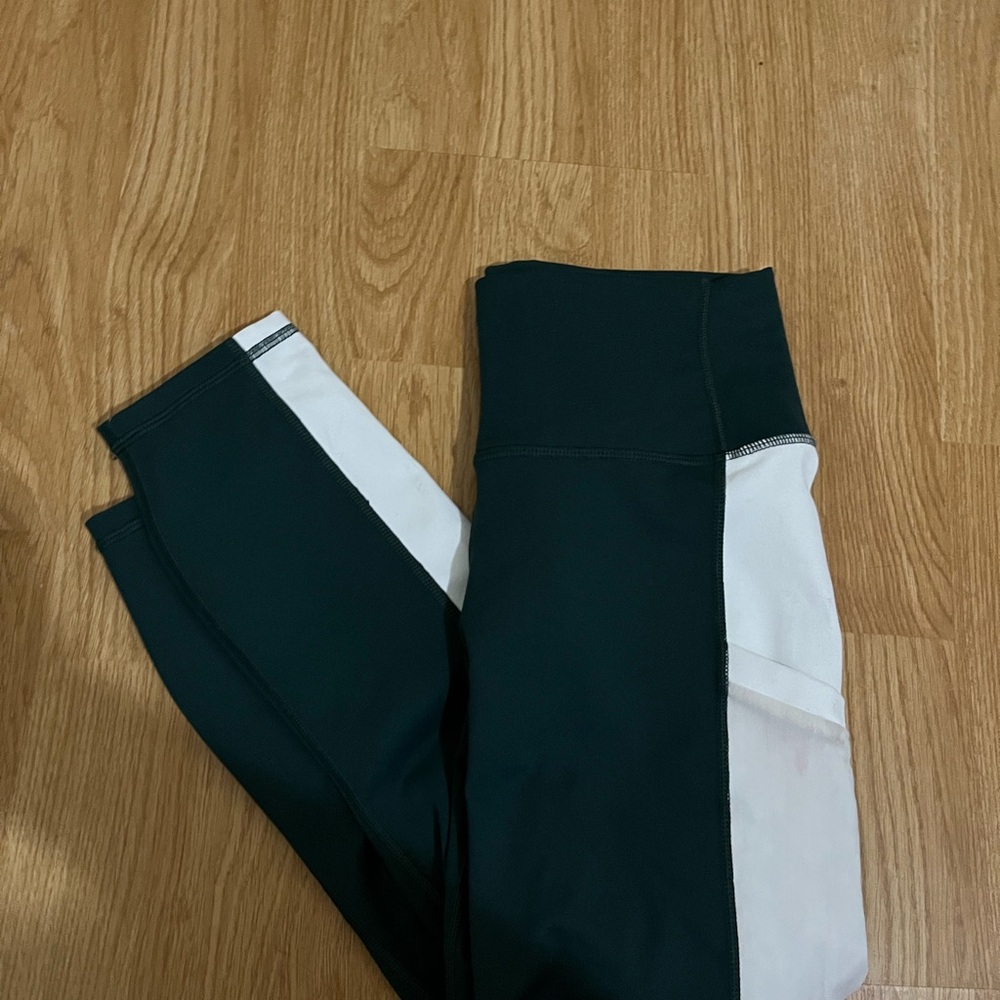 Fabletics womens Leggings in Black and White